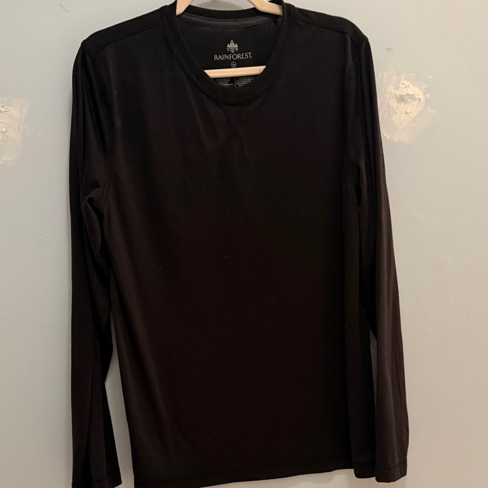 RAINFOREST Men's Classic Black Long Sleeve Tee